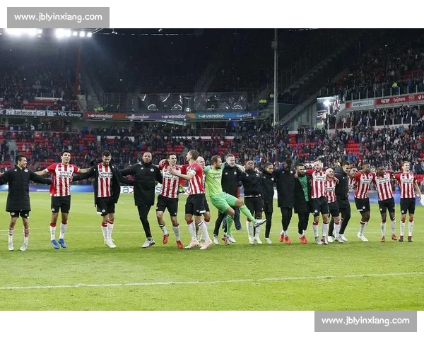 欧战焦点对决阿贾克斯迎战曼联前瞻分析与胜负看点解读双方战术关键球员