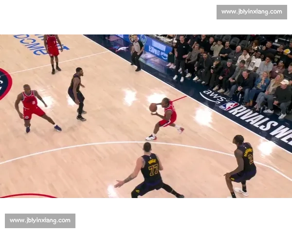 湖人对决快船全场录像回放精彩瞬间与战术细节深度解析完整版 湖人对决快船全场录像回放精彩瞬间与战术细节深度解析完整版